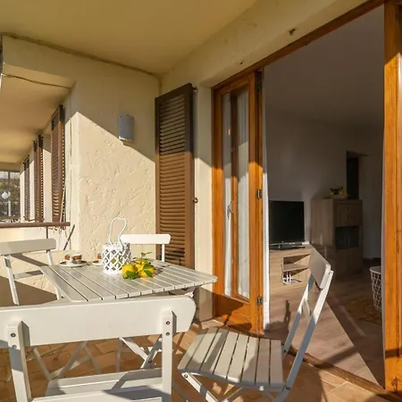 Apartment La Llimona
